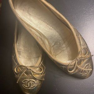 CHANEL- Gold Ballerina Flats (Made in Italy)